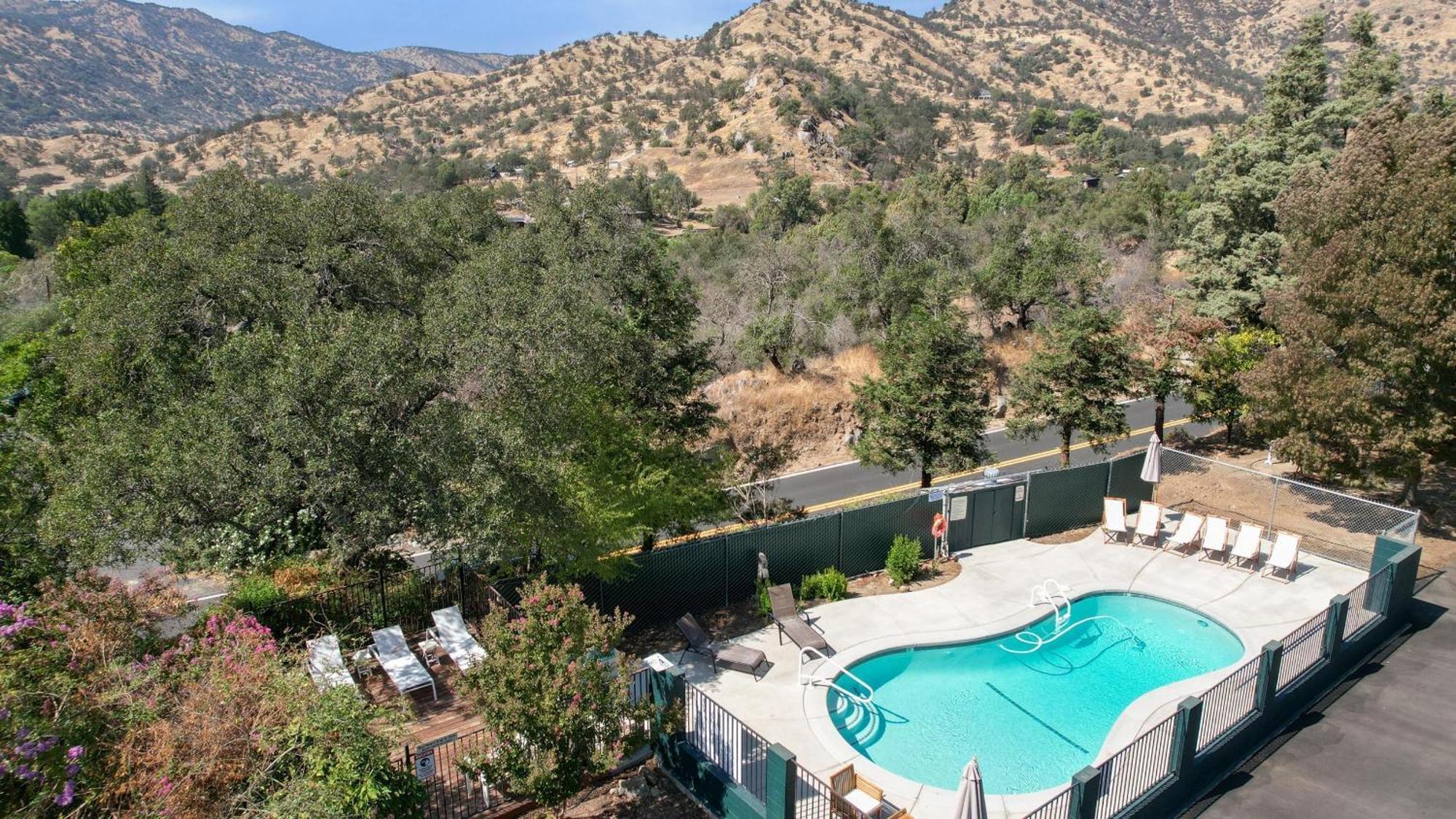 The Tokopah Sequoia Motel Rm 1 Three Rivers Dış mekan fotoğraf