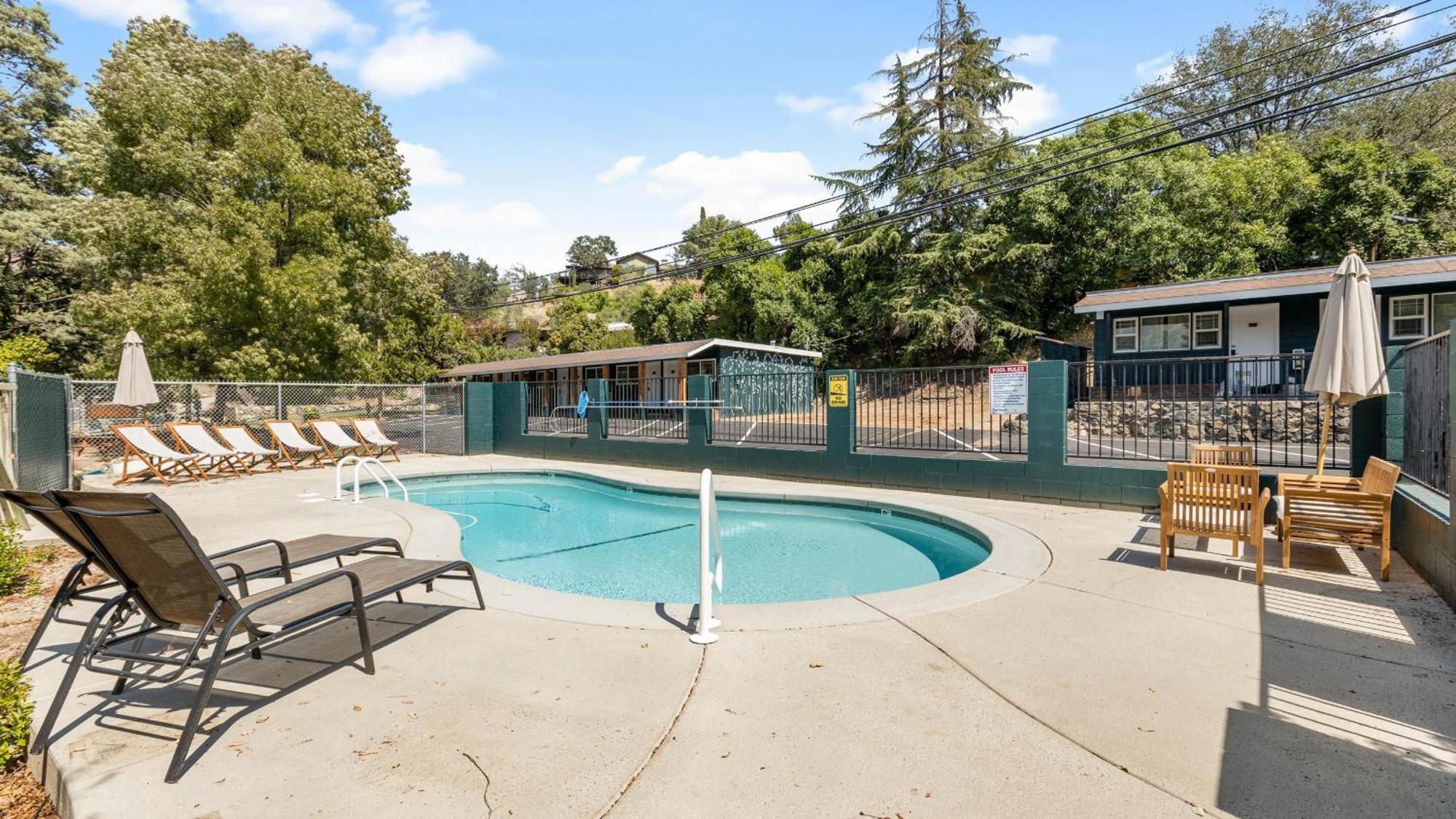 The Tokopah Sequoia Motel Rm 1 Three Rivers Dış mekan fotoğraf